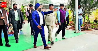 जलशक्ती राज्यमंत्री चौधरी PIBM विद्यार्थ्यांवरील नेतृत्व, प्रभाव याबद्दल बोलतात