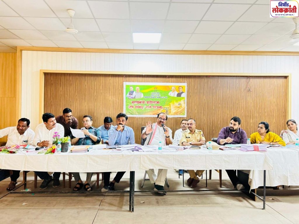 ४५ हजार किलोमीटर होणार पांदण रस्ते, आमदार कुणावार यांनी घेतला आढावा, वस्तुनिष्ठ व प्राधान्यक्रमाने यादी तयार करण्याचे आदेश