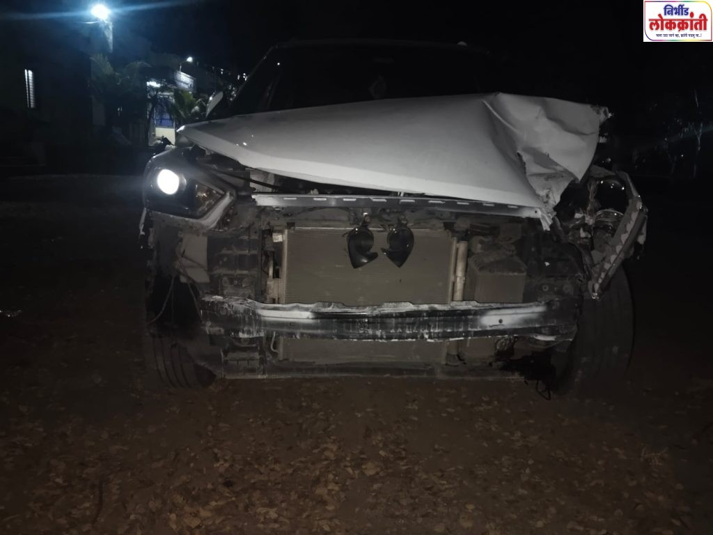 भरधाव कारची दुचाकीला जोरदार धडक; दोन तरुण गंभीर जखमी : धोंडगाव नजीक नाल्याजवळ भीषण अपघात