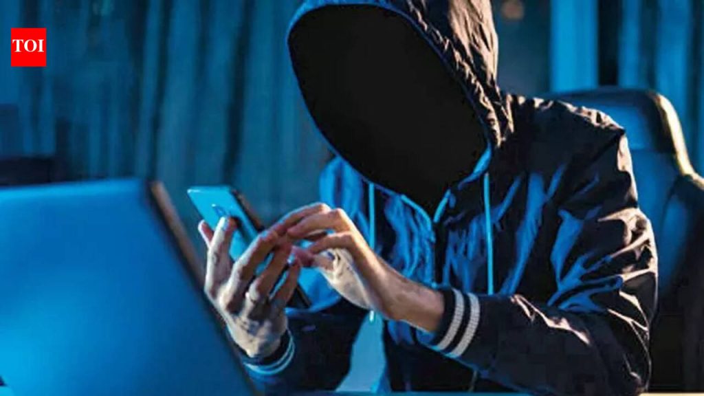 सायबरक्रूक्स ऑनलाइन फसवणुकीसाठी विद्यार्थ्यांकडून खेचर बँक खाती मिळविण्यासाठी सिटी कॉलेजांचा शोध घेतात