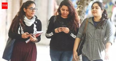 सरकारने फी माफ केल्यानंतर इंजिनीअरिंगमध्ये मुलींची नोंदणी 23 हजारांनी वाढली आहे