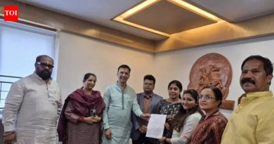 PMC ने पहलगाम दहशतवादी हल्ल्यातील पीडित मुलीची वर्ग-2 अधिकारी म्हणून नियुक्ती केली