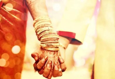 जेव्हा लाल झेंडे बंद, बाजा आणि बारात