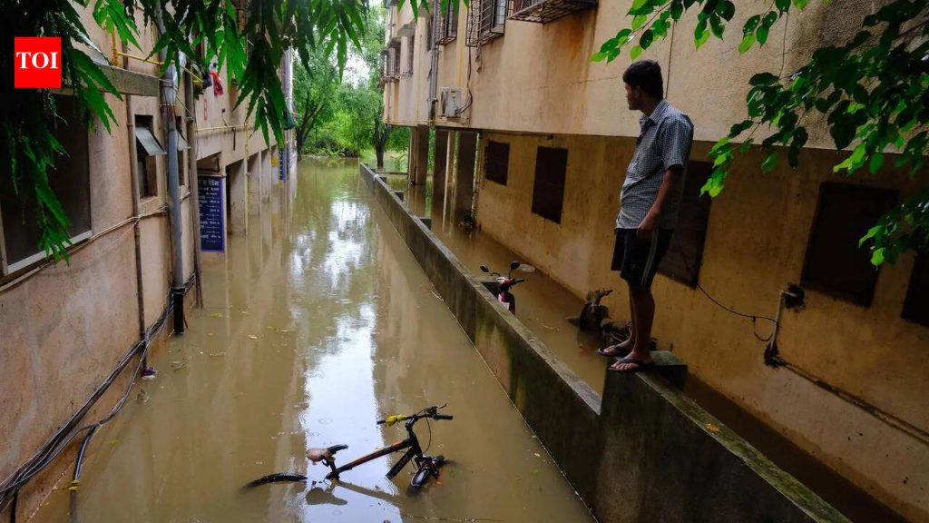 पावसाळा जवळ आला असूनही स्लो ट्रॅकवर पूरप्रवण ठिकाणी पीएमसीच्या भिंती बांधण्याचे काम | पुणे बातम्या