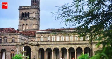 कॅश फॉर डिग्री घोटाळ्याप्रकरणी एसपीपीयूने पोलिसात तक्रार दाखल केली, कर्मचाऱ्याला निलंबित केले | पुणे बातम्या